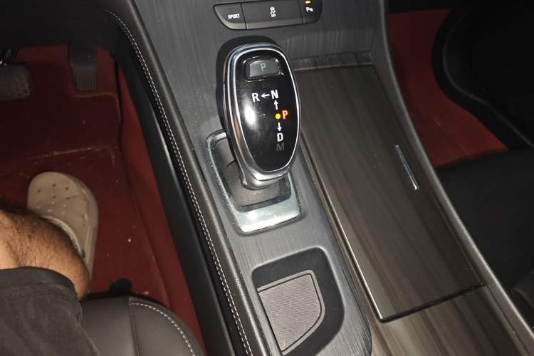 Used Buick LaCrosse 2022 652T Luxury Version Gear Lever