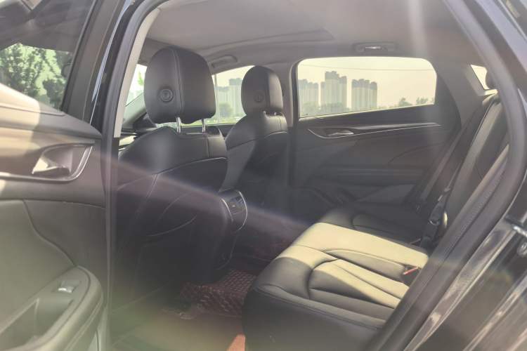 Used Buick LaCrosse 2022 652T Luxury Version Interior 4