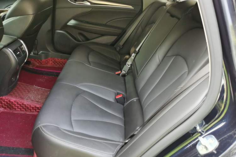 Used Buick LaCrosse 2022 652T Luxury Version Left Rear Seat