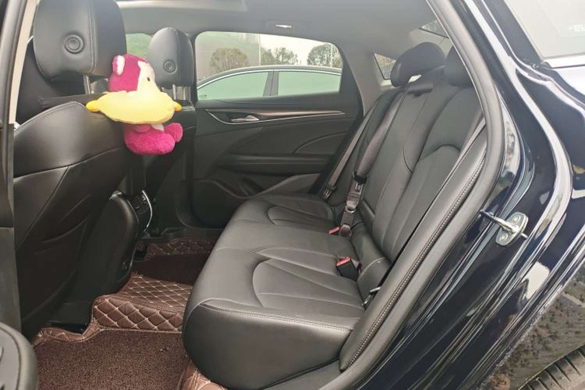 Used Buick LaCrosse 2022 652T Luxury Version Left Rear Seat