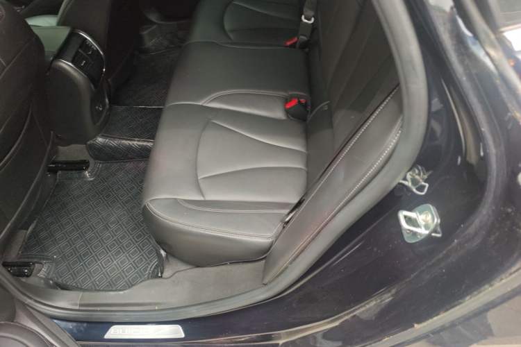 Used Buick LaCrosse 2022 652T Luxury Version Left Rear Seat