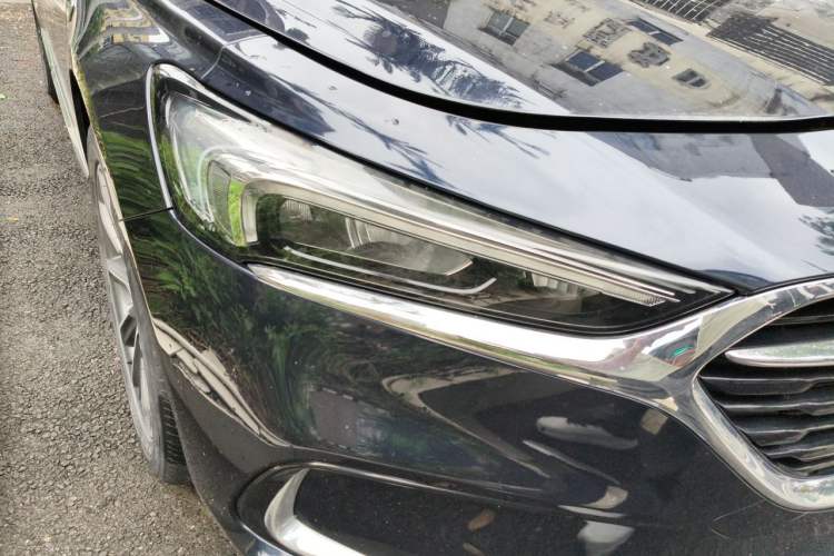 Used Buick LaCrosse 2022 652T Luxury Version Right Front Headlight