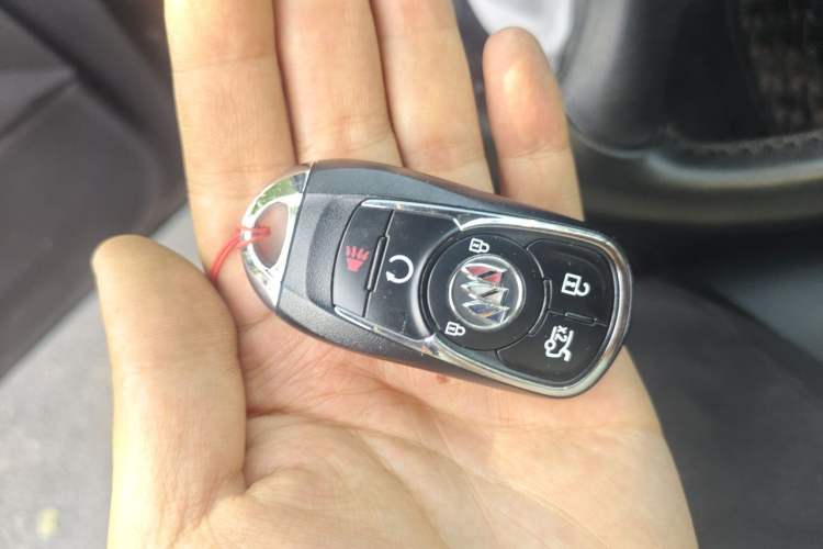 Used Buick LaCrosse 2022 652T Luxury Version Vehicle Key