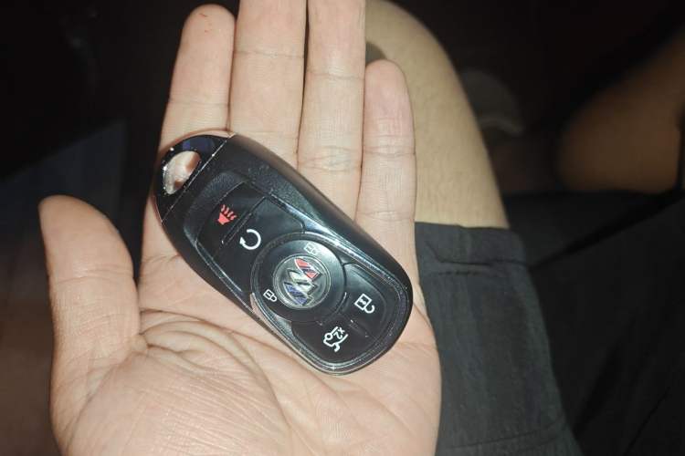 Used Buick LaCrosse 2022 652T Luxury Version Vehicle Key