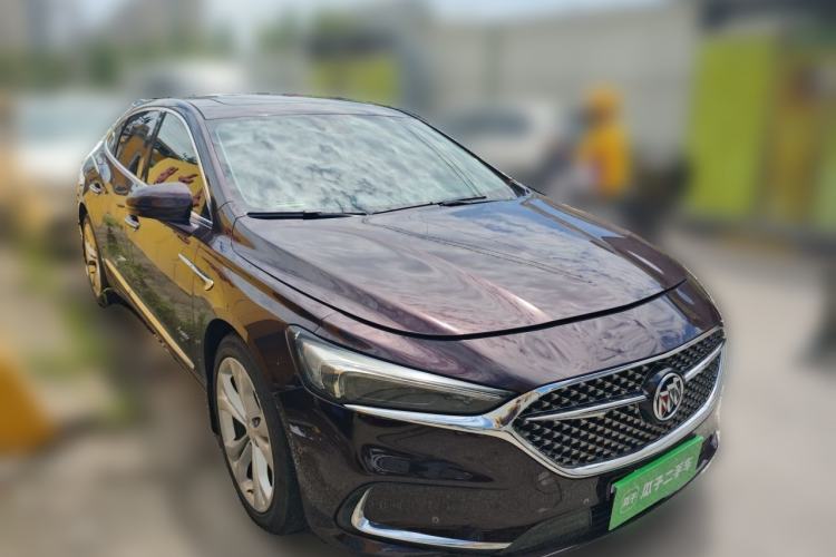 Used Buick LaCrosse 2022 Avenir Avia First Edition Front Right 45 Deg