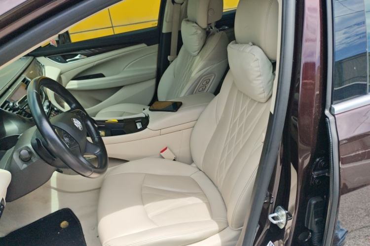 Used Buick LaCrosse 2022 Avenir Avia First Edition Left Front Seat