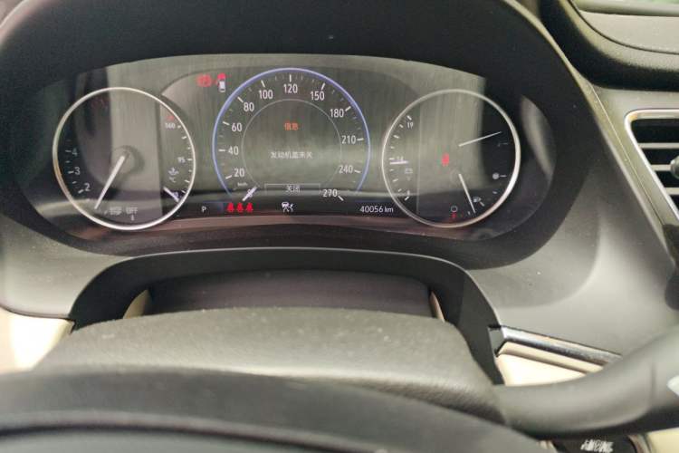 Used Buick LaCrosse 2022 Avenir Avia First Edition Odometer Close Up