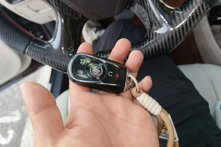 Used Buick LaCrosse 2022 Avenir Avia First Edition Vehicle Key
