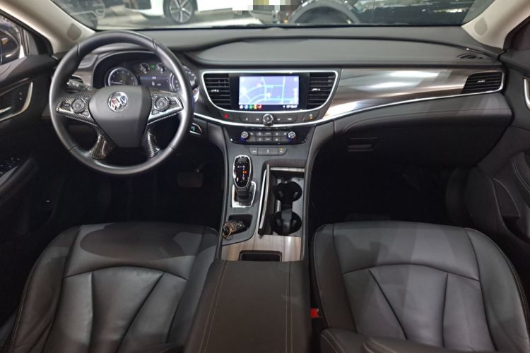 Used Buick LaCrosse 2022 652T Luxury Version Center Console