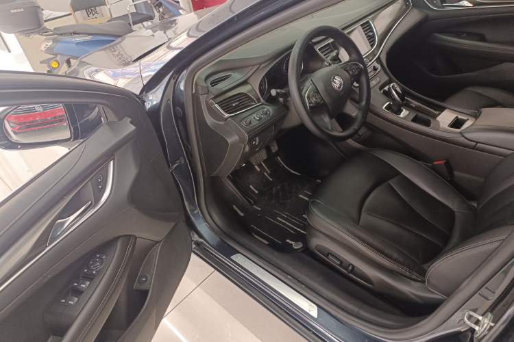 Used Buick LaCrosse 2022 552T Luxury Version Driver Seat