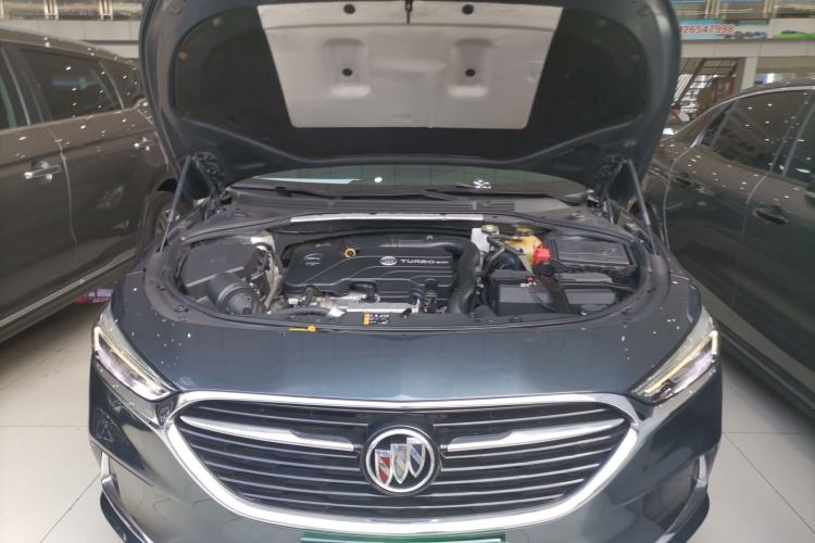 Used Buick LaCrosse 2022 552T Luxury Version Engine Bay