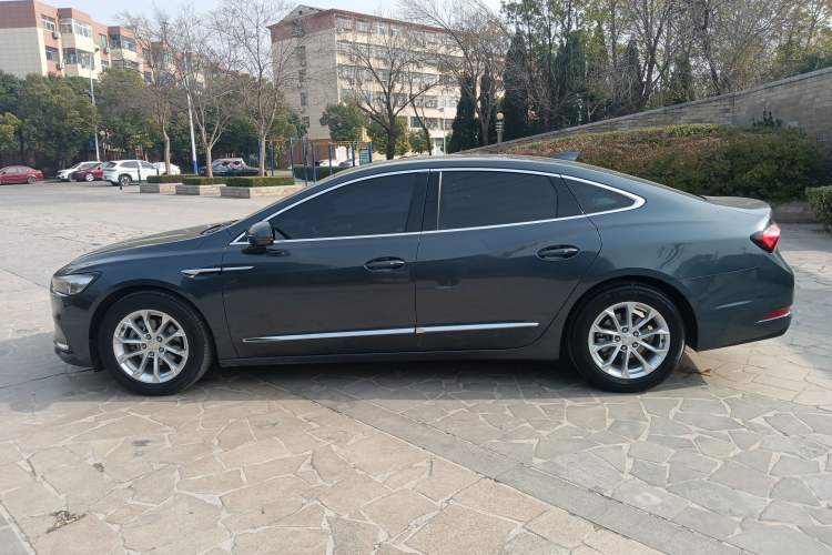 Used Buick LaCrosse 2022 552T Luxury Version Left Side