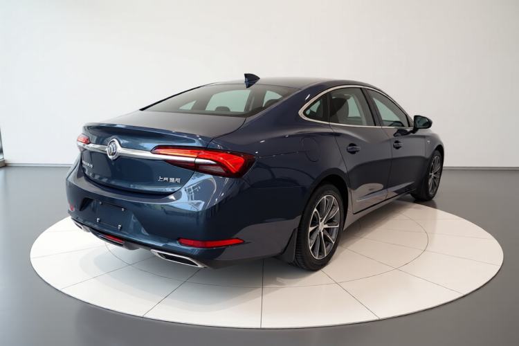 Used Buick LaCrosse 2022 652T Luxury Version Rear Right 45 Deg