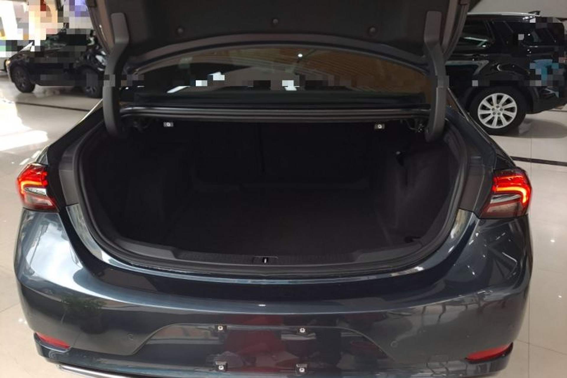 Used Buick LaCrosse 2022 652T Luxury Version Trunk