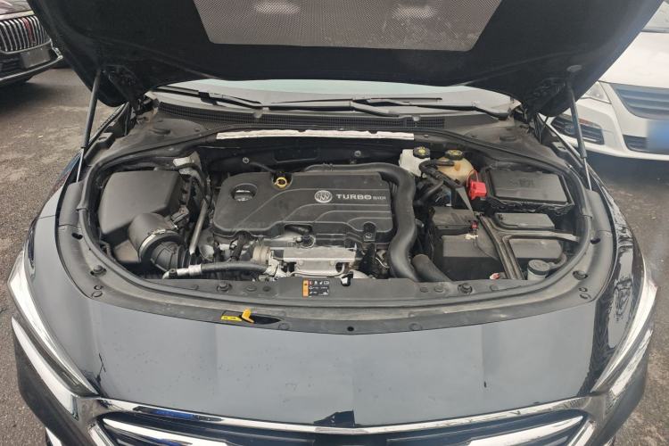 Used Buick LaCrosse 2022 552T Luxury Version Engine Bay