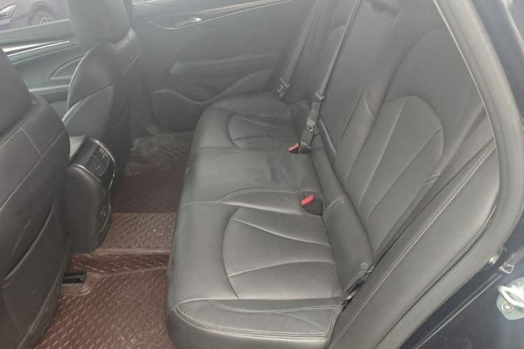 Used Buick LaCrosse 2022 552T Luxury Version Left Rear Seat