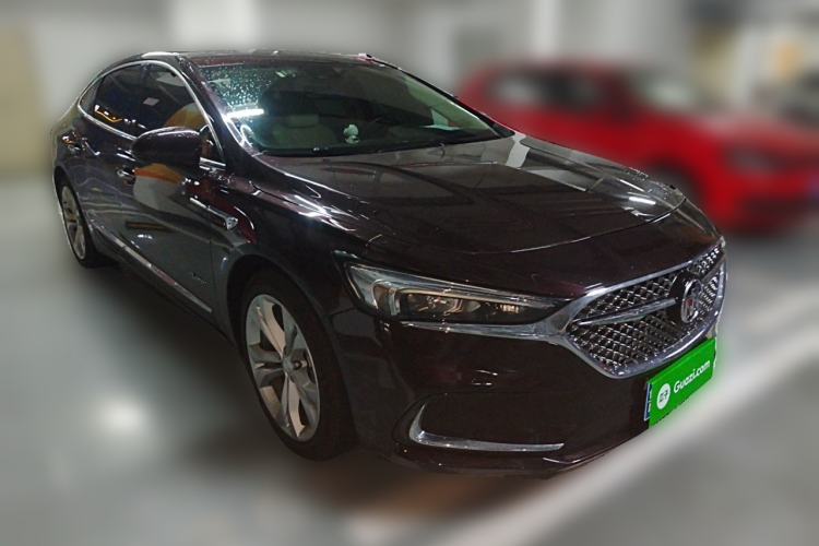 Used Buick LaCrosse 2022 Avenir Avia First Edition Front Right 45 Deg