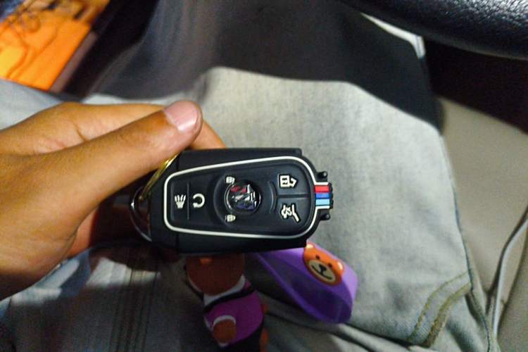 Used Buick LaCrosse 2022 Avenir Avia First Edition Vehicle Key