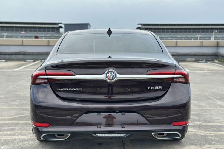 Used Buick LaCrosse 2022 Avenir Avia First Edition Exterior 2