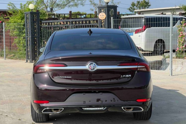 Used Buick LaCrosse 2022 Avenir Avia First Edition Exterior 5