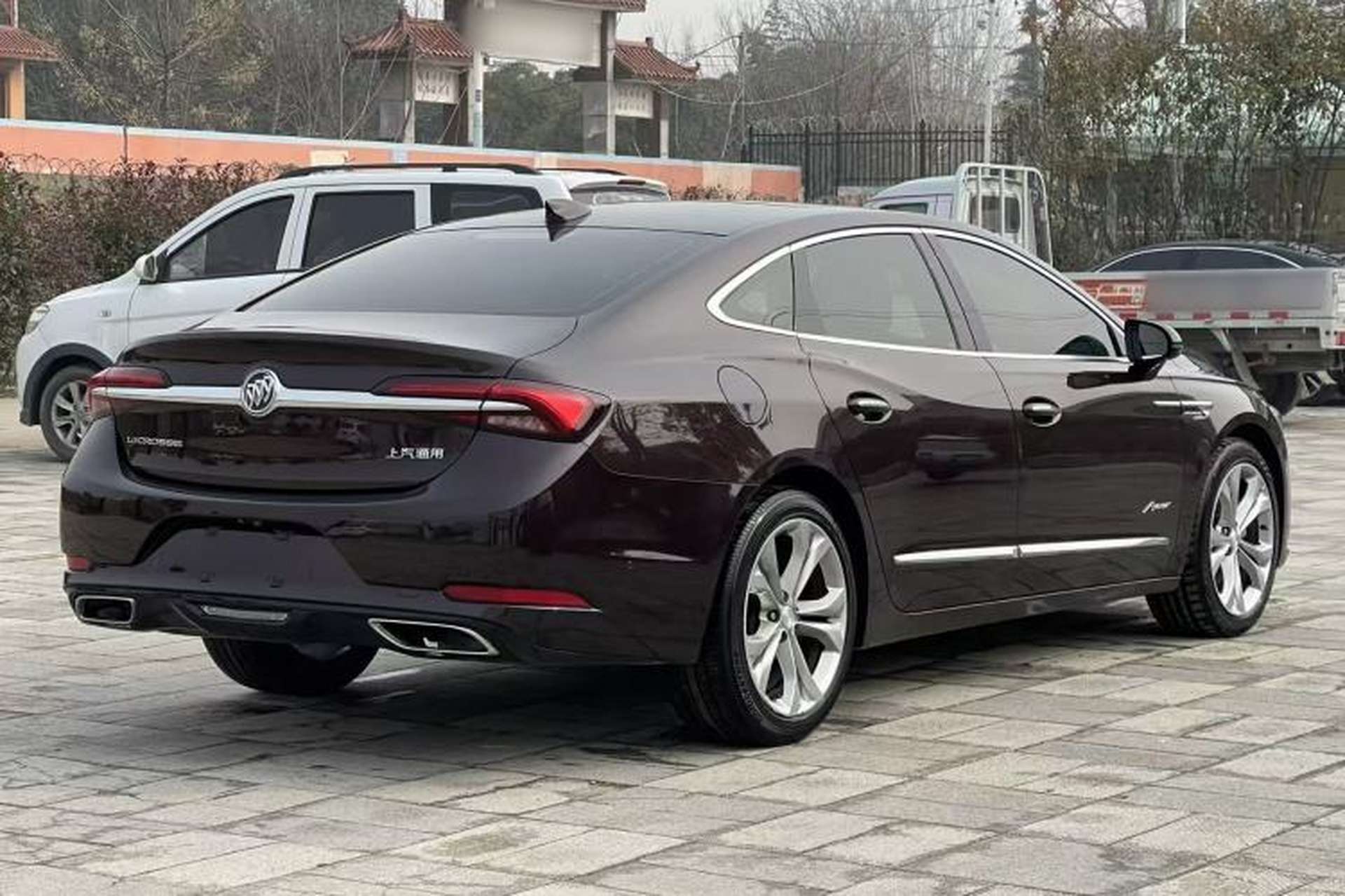 Used Buick LaCrosse 2022 Avenir Avia First Edition Exterior 7