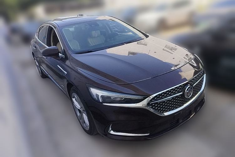 Used Buick LaCrosse 2022 Avenir Avia First Edition Front Right 45 Deg