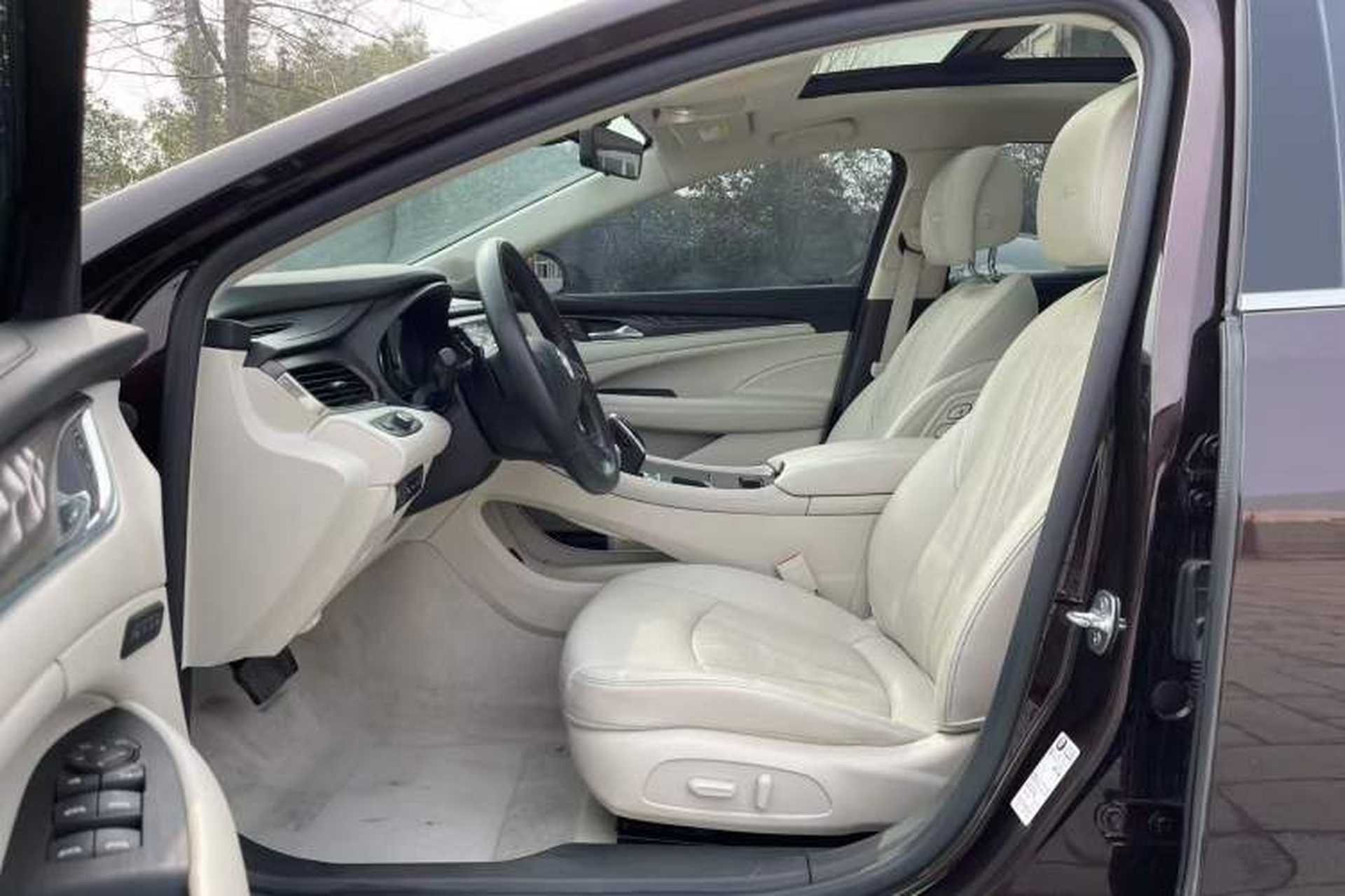 Used Buick LaCrosse 2022 Avenir Avia First Edition Interior 1