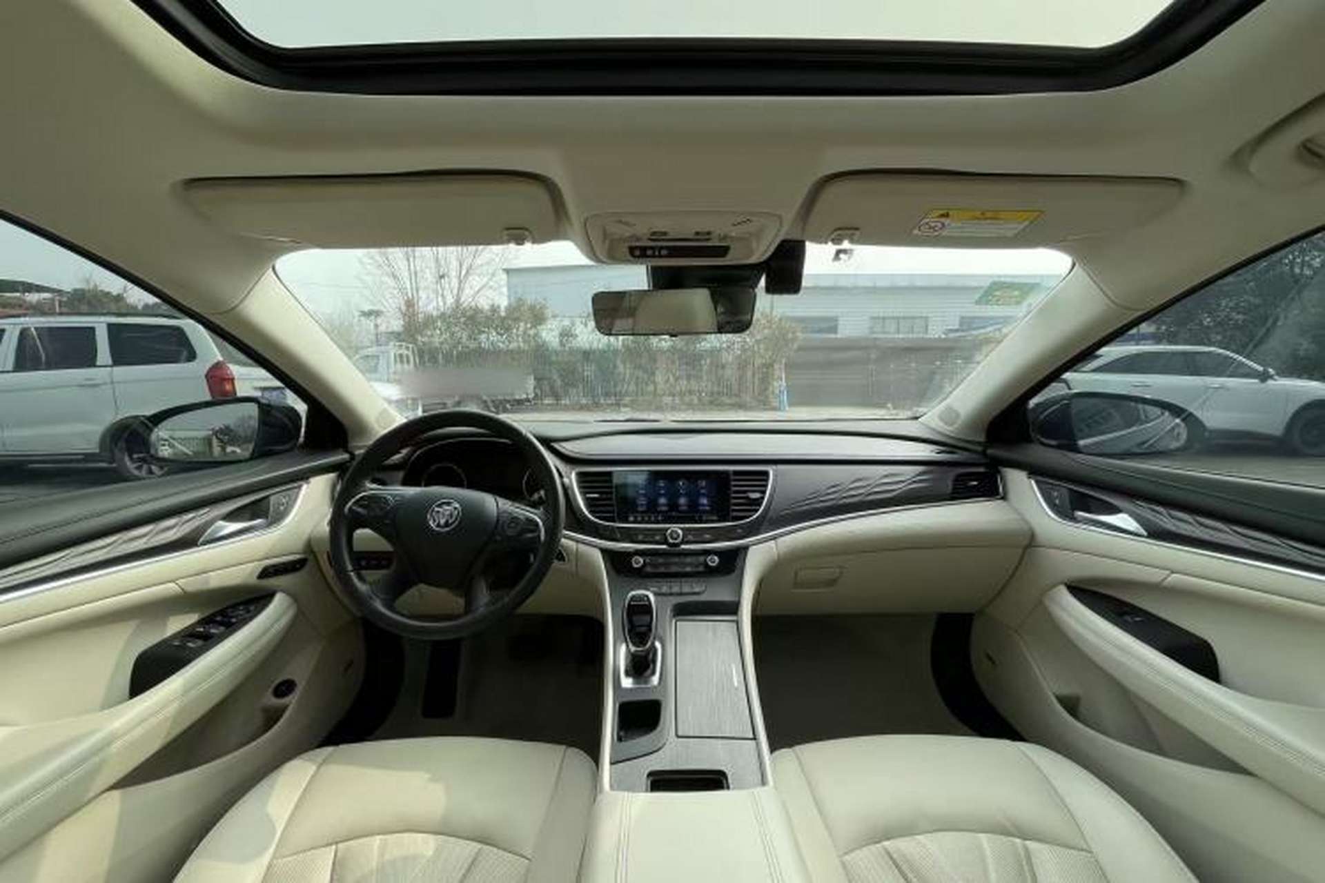 Used Buick LaCrosse 2022 Avenir Avia First Edition Interior 3