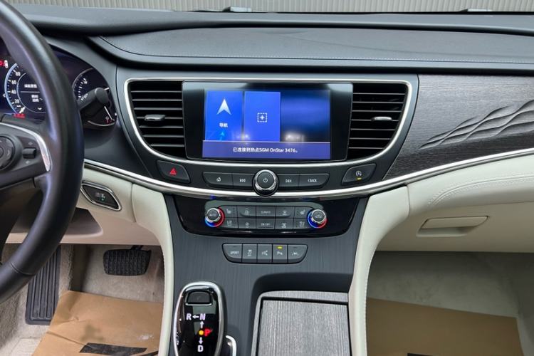 Used Buick LaCrosse 2022 Avenir Flagship Model Interior 3