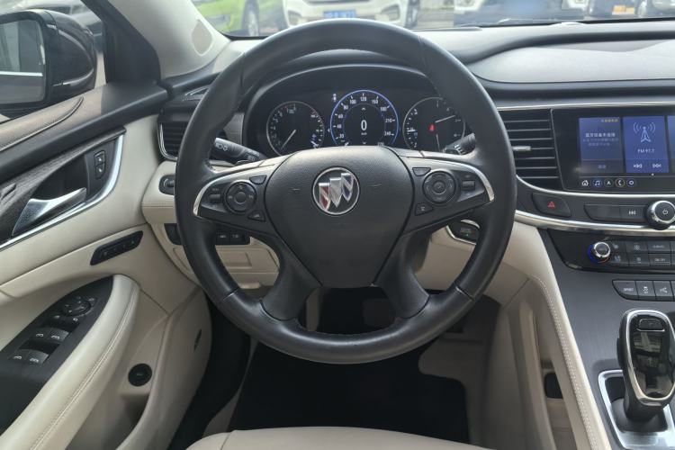 Used Buick LaCrosse 2022 Avenir Avia First Edition Steering Wheel