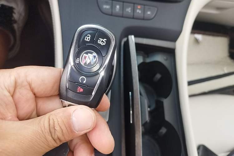 Used Buick LaCrosse 2022 Avenir Avia First Edition Vehicle Key