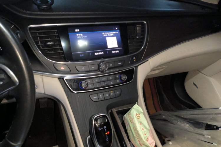 Used Buick LaCrosse 2022 Avenir Avia First Edition Audio And AC Panel
