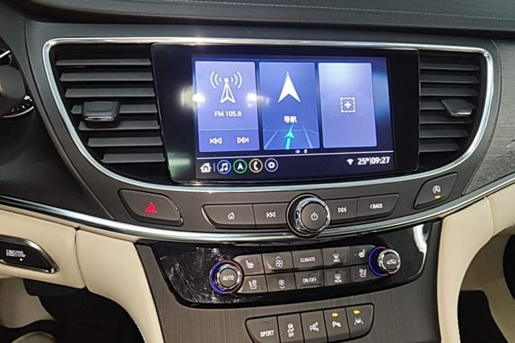 Used Buick LaCrosse 2022 Avenir Avia First Edition Audio And AC Panel