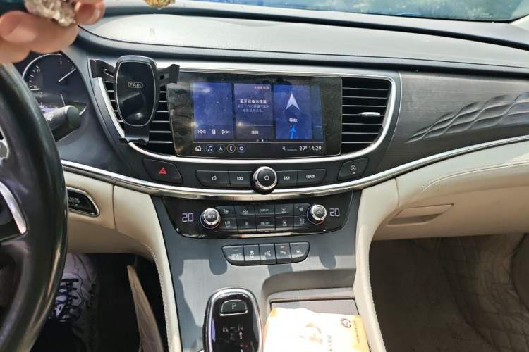 Used Buick LaCrosse 2022 Avenir Avia First Edition Audio And AC Panel