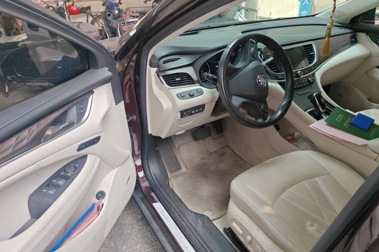 Used Buick LaCrosse 2022 Avenir Flagship Model Driver Seat