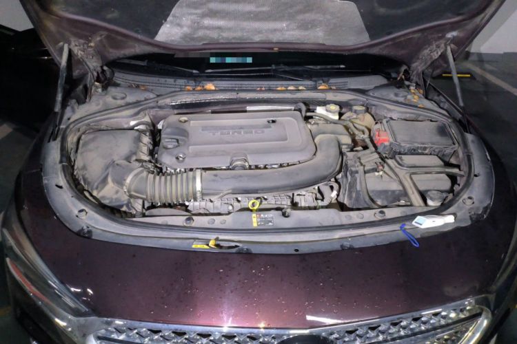 Used Buick LaCrosse 2022 Avenir Avia First Edition Engine Bay