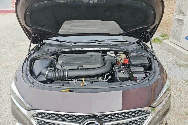 Used Buick LaCrosse 2022 Avenir Avia First Edition Engine Bay