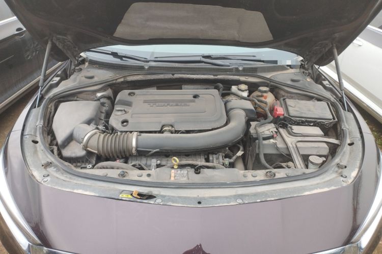 Used Buick LaCrosse 2022 Avenir Avia First Edition Engine Bay