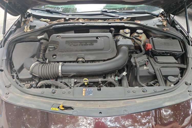 Used Buick LaCrosse 2022 Avenir Flagship Model Engine Bay