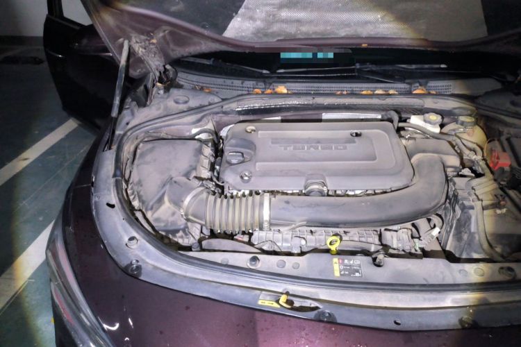 Used Buick LaCrosse 2022 Avenir Avia First Edition Engine Bay Right