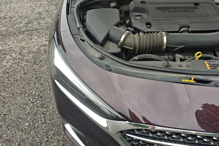 Used Buick LaCrosse 2022 Avenir Avia First Edition Engine Bay Right