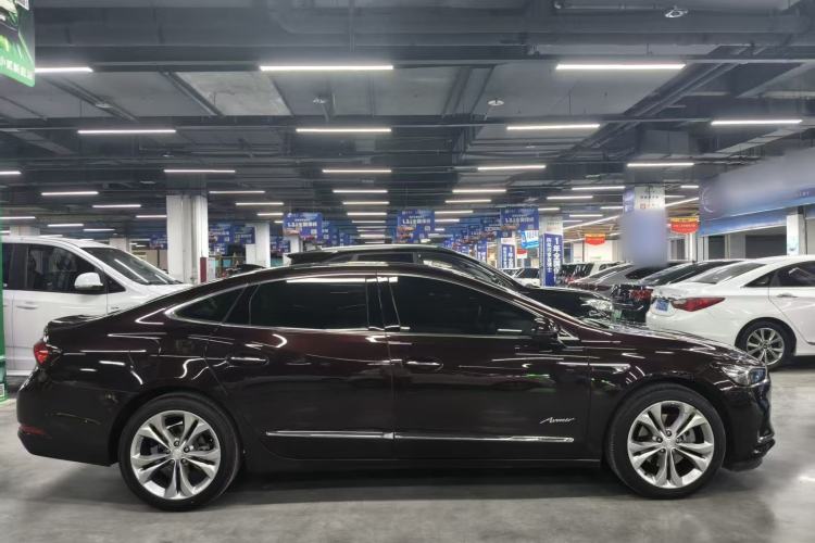 Used Buick LaCrosse 2022 Avenir Avia First Edition Exterior 2