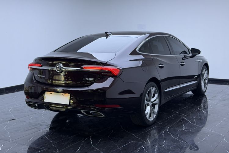 Used Buick LaCrosse 2022 Avenir Avia First Edition Exterior 2