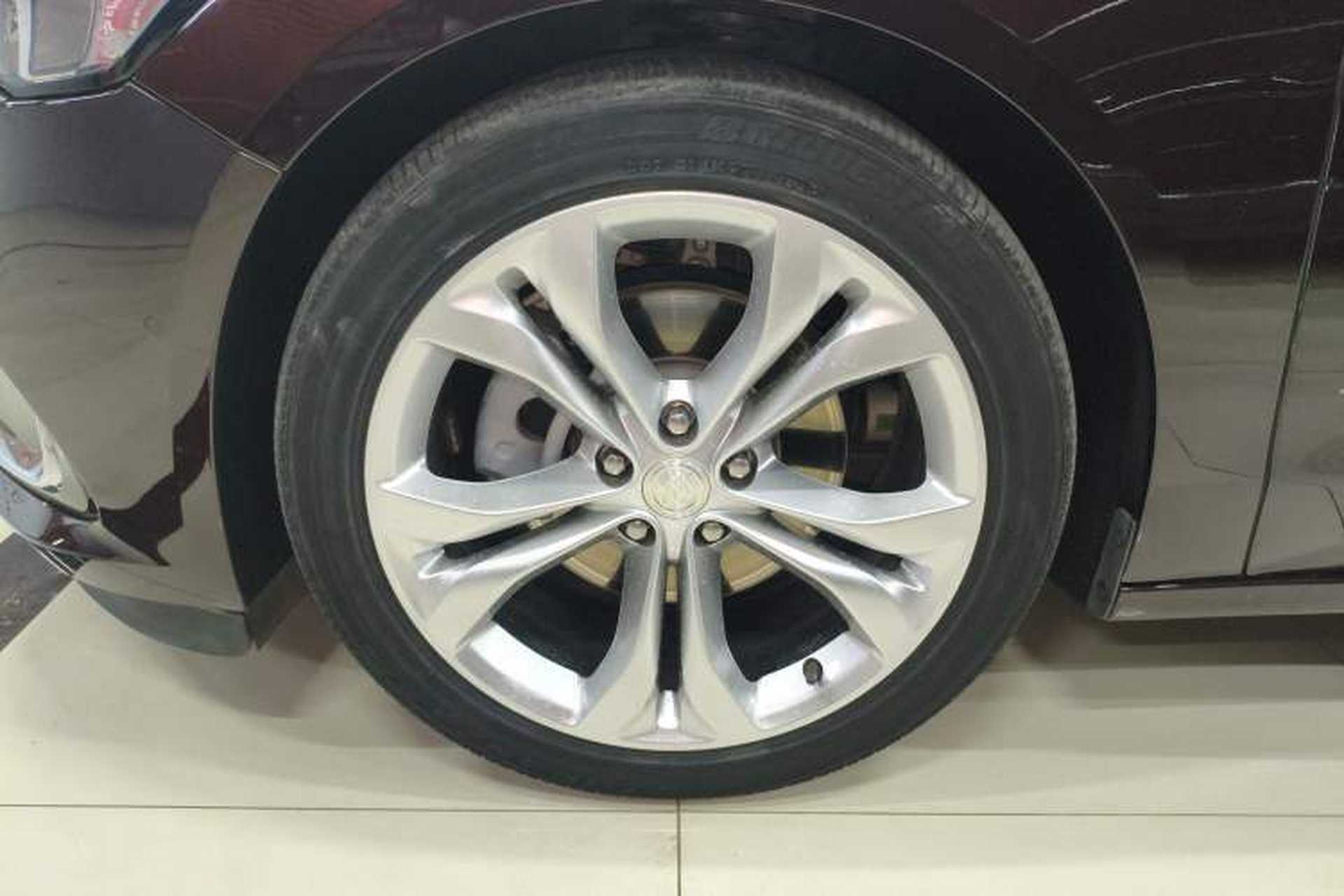 Used Buick LaCrosse 2022 Avenir Flagship Model Exterior 3
