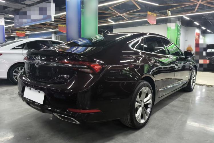 Used Buick LaCrosse 2022 Avenir Avia First Edition Exterior 4