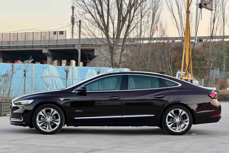 Used Buick LaCrosse 2022 Avenir Flagship Model Exterior 5
