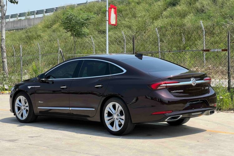 Used Buick LaCrosse 2022 Avenir Flagship Model Exterior 7