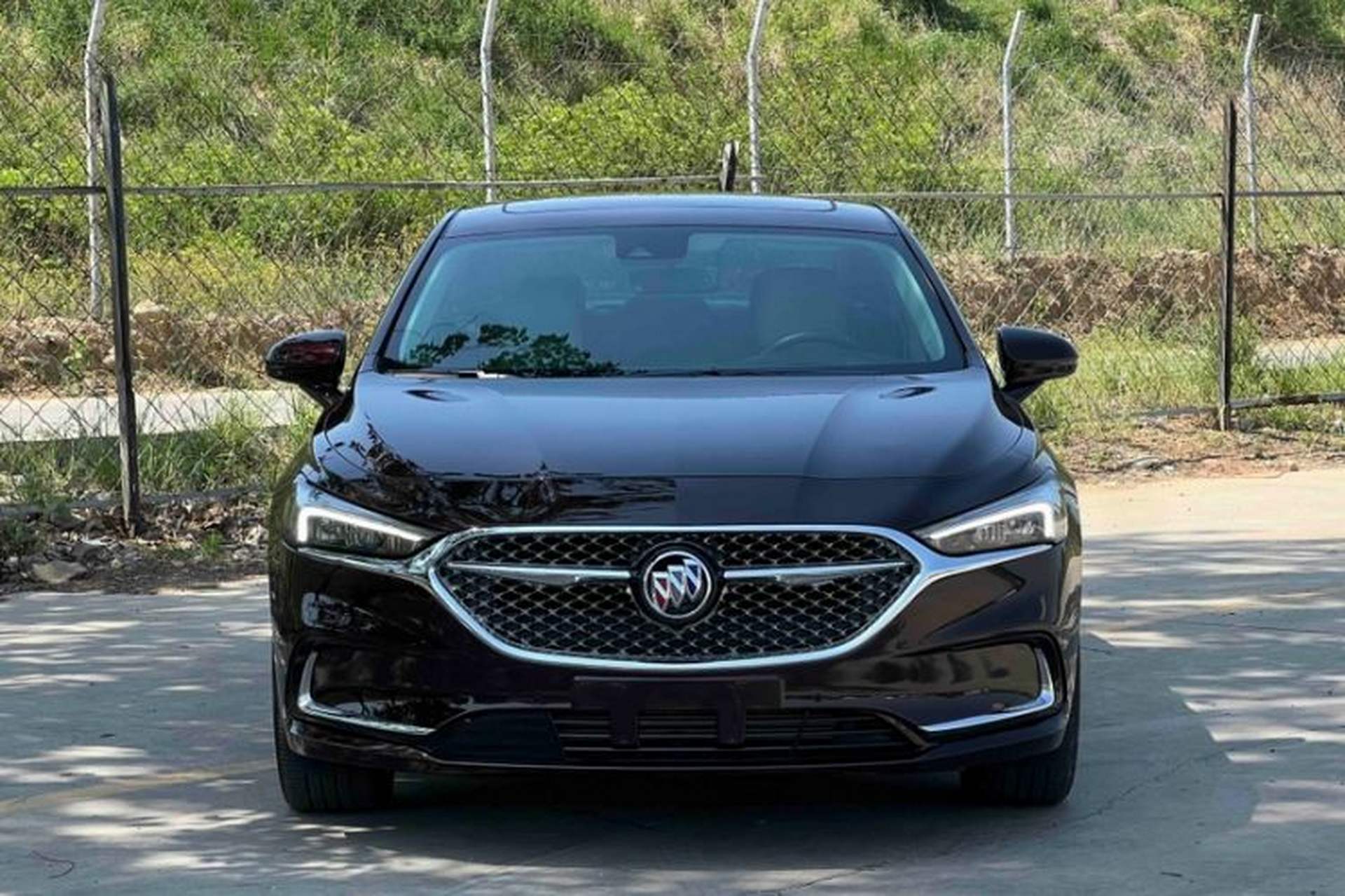 Used Buick LaCrosse 2022 Avenir Avia First Edition Exterior 7