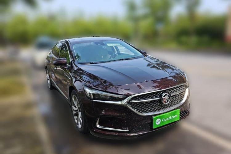 Used Buick LaCrosse 2022 Avenir Avia First Edition Front Right 45 Deg