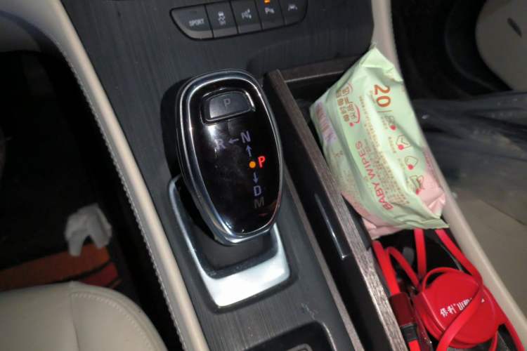 Used Buick LaCrosse 2022 Avenir Avia First Edition Gear Lever